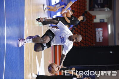 受訪親曝曾與台灣球團洽談　「矮湯」湯瑪斯說不拒絕任何機會