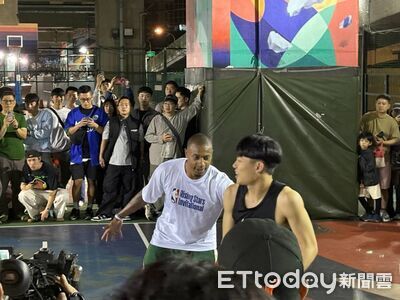 「地表最強175」真的來了！NBA球星湯瑪斯突擊鬥牛聖地、親民互動嗨翻