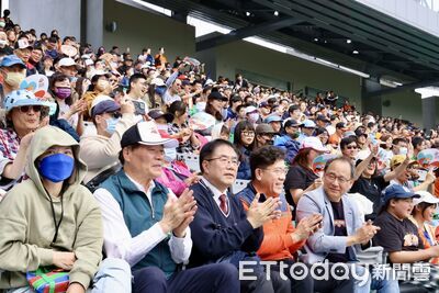 亞太美食撤攤風暴！黃偉哲致歉：責無旁貸　還原「So what」真意