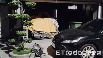 惡煞駕車撞門闖宅打人！被害人爭議多　曾直播嗆地方大老「垃圾」