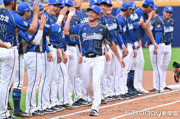 ▲▼富邦悍將今（3）日於新莊棒球場迎接2026年主場開幕戰，富邦悍將總教練後藤光尊。（圖／記者李毓康攝）