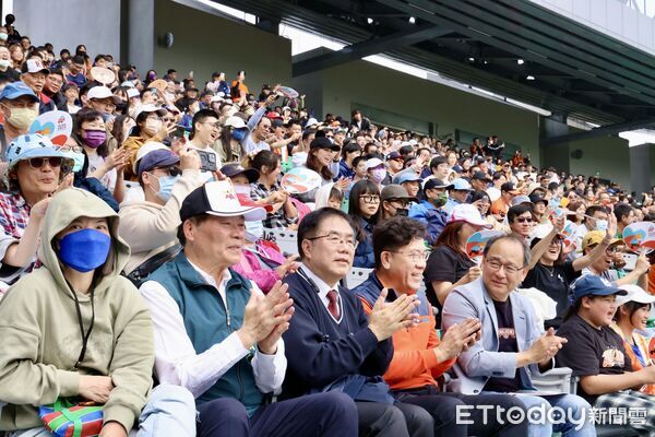 亞太美食撤攤風暴！黃偉哲致歉：責無旁貸　還原「So what」真意