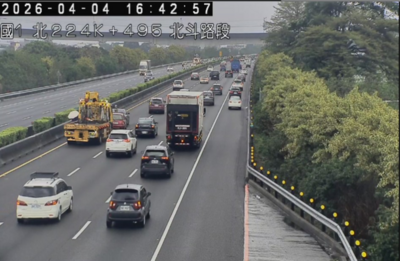 明北返車潮爆發「國道14塞點一次看」　國5恐龜速15小時