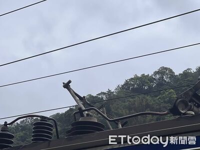 台鐵集電弓受損恢復運行　旅客1年內退票免收手續費