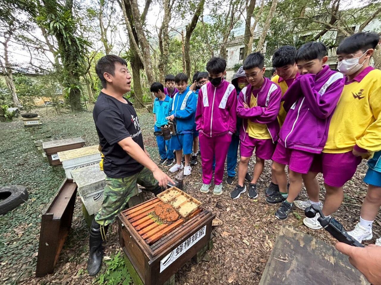 新北青農返鄉翻轉養蜂 揭蜂箱祕密打造食農體驗