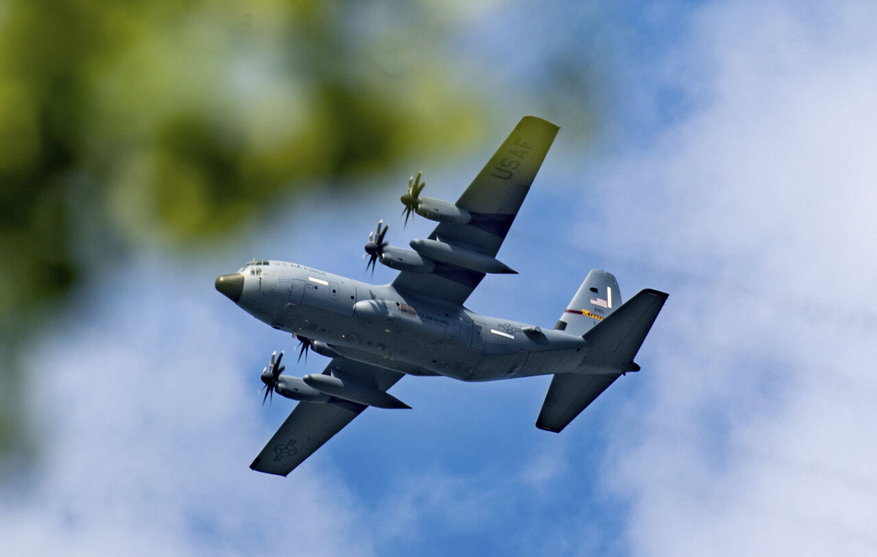 伊朗稱擊落美軍C-130營救失敗 真相曝!美軍「炸機撤離」全員生還