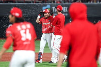 台鋼連敬遠設局抓雙殺　張祐銘「沒什麼好怕的」成天母英雄