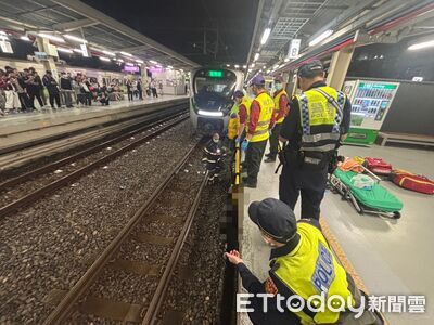 台鐵中壢站列車晚間撞人事故！警看監視器：民眾闖軌將依法送辦