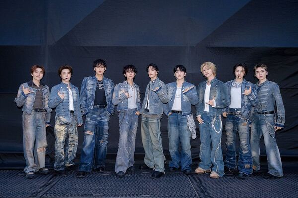 ▲▼SEVENTEEN再破魔咒！13人全員二度續約。（圖／翻攝自X／pledis_17）