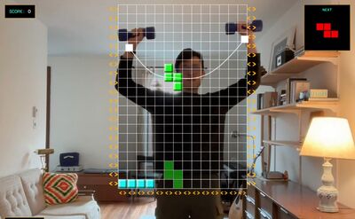 舉啞鈴玩俄羅斯方塊？神人開發健身遊戲　還有貓咪引體向上