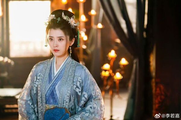 ▲李若嘉驚爆罹橋本病。（圖／翻攝自微博）