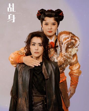 ▲▼《乩身》有歌仔戲版！孫翠鳳女兒「金髮工裝」演韓杰。（圖／翻攝自臉書）