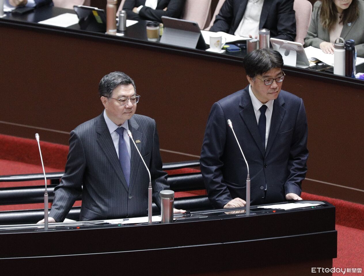 籲鄭麗文勿附和北京 邱垂正:要當面拒絕無中華民國的「一中框架」