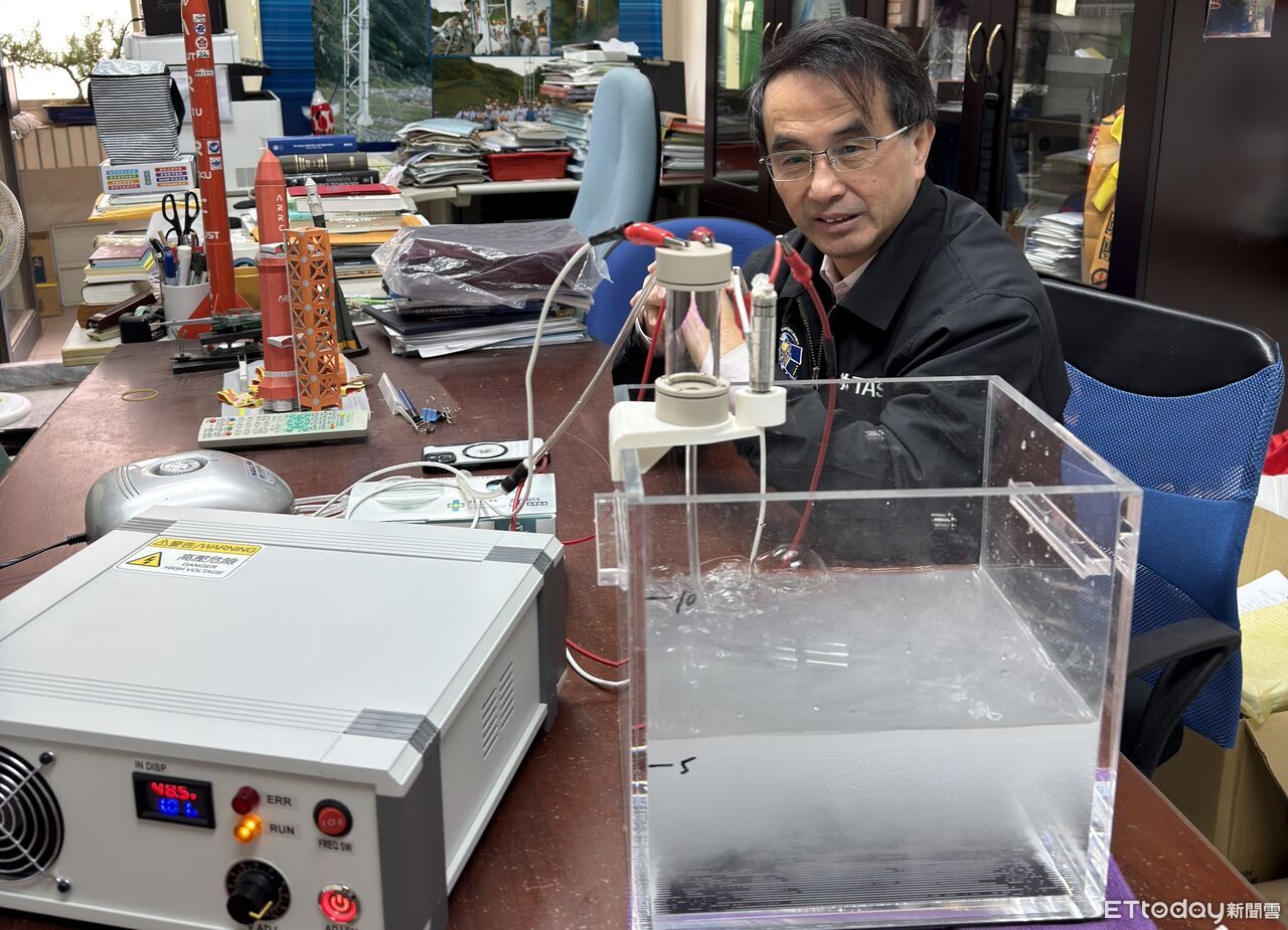 「火箭阿伯」將電漿技術導入生醫 慢性傷口殺菌、修復一次到位