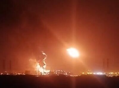 川普最後通牒倒數！伊朗先報復沙烏地工業區石化廠　火光沖天