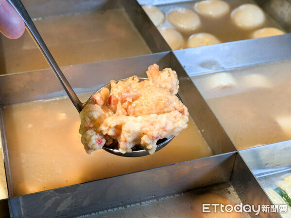 ▲鰻魚飯、牛肉壽喜燒吃到飽　十二廚4月底加碼4人同行1人免費。（圖／記者黃士原攝）