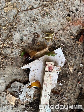 ▲▼ 2名大學生到嘉義一處廢棄校園製造爆裂物引發爆炸,法院裁准羈押禁見。(圖/記者翁伊森翻攝,下同)