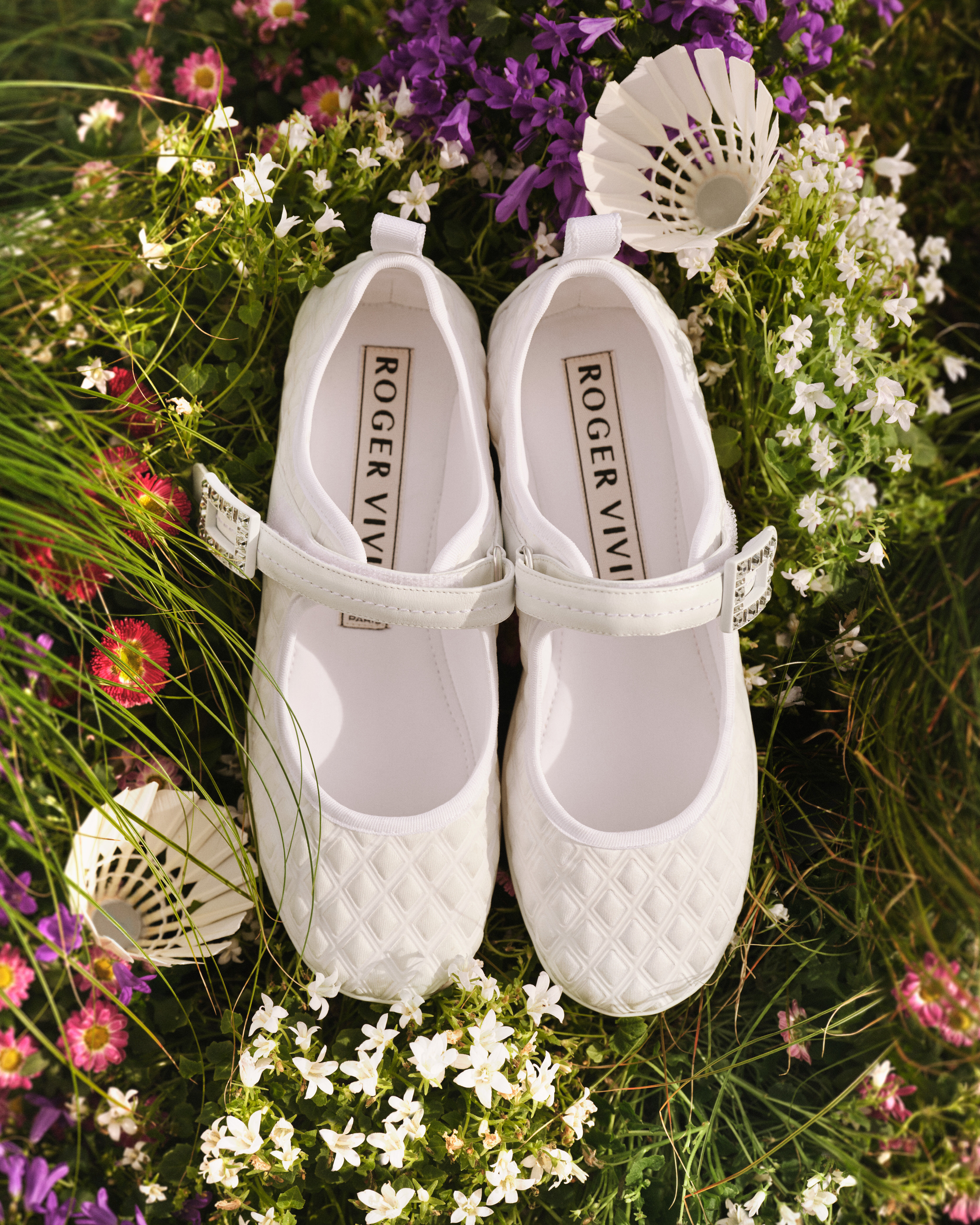 ▲▼   高允貞同款Roger Vivier花鑽鞋爆紅！    。（圖／品牌提供）