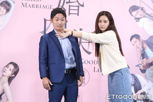 ▲周曉涵、蔡昌憲出席《婚內失戀》記者會。（圖／記者林敬旻攝）