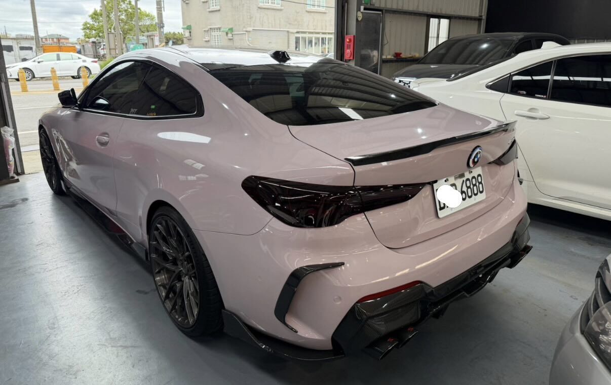 吊車大王女兒二手BMW開賣!車牌6888售258萬 業務驚:一堆分享