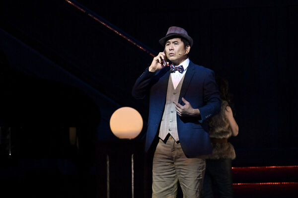 ▲洪都拉斯在舞台劇《明星養老院》有精彩演出。（金星文創提供）