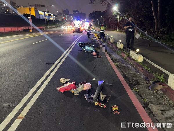 快訊／新莊堤外道死亡車禍！機車自摔遭追撞　女乘客送醫不治
