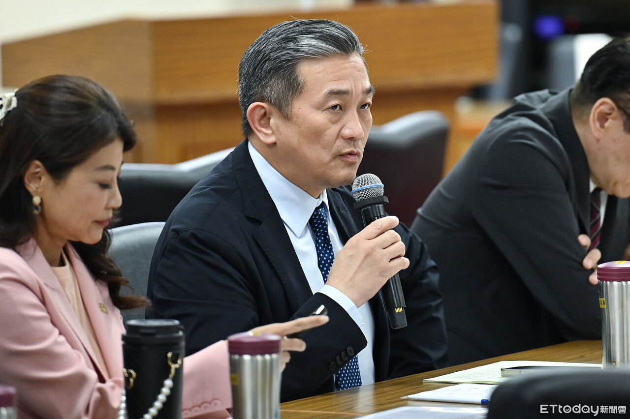 王定宇提派軍赴波灣「助美掃雷」!國防部:有創意,將帶回研議