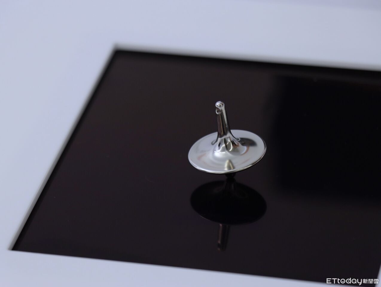 ▲▼    OPPO,N6,OPPP N6,摺疊機         。（圖／記者蘇晟彥攝）