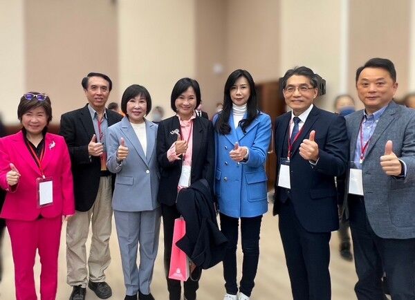 桃園醫師公會理事長改選 優良醫師胡亦明宣布參選