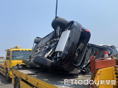 快訊／用路人注意！國1豐原段傳事故　小客車衝出邊坡翻覆