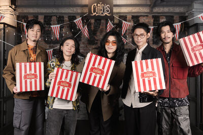 麋先生巡演打造「真實馬戲團」！　被拱跳火圈、空中吊環回應了