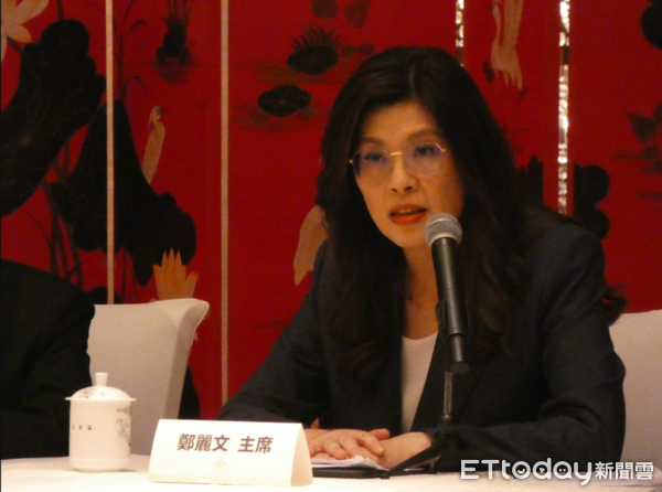 ▲▼國民黨主席鄭麗文召開中外記者會說明鄭習會。（圖／記者陳冠宇攝）