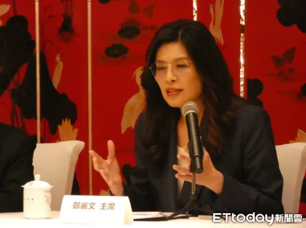 ▲▼國民黨主席鄭麗文召開中外記者會說明鄭習會。（圖／記者陳冠宇攝）