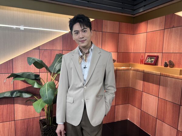 ▲黃新皓、楊立微登上《聚焦2.0》大聊從業心聲。（圖／年代提供）