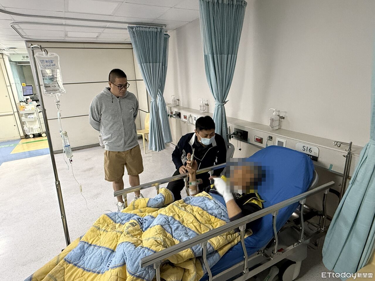 男持長鉗襲擊!警開槍制止流彈波及2家屬 手掌擦傷貫穿前臂