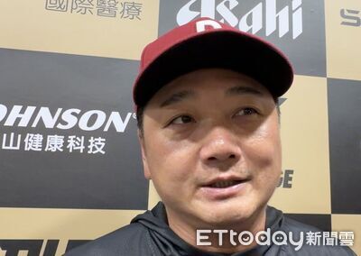 何品室融安打仍掛蛋　曾總妙語鼓勵：我頭髮都長得回來了