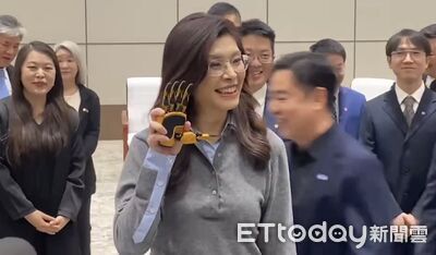 和平框架遭陸委會批「統一框架」　鄭麗文：放輕鬆！別緊張