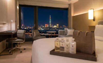 母親節住飯店贈蛋糕、送披肩