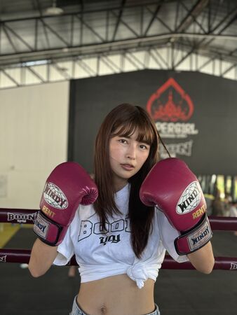 ▲林舒語帶家人到普吉島學習。（圖／林舒語提供）