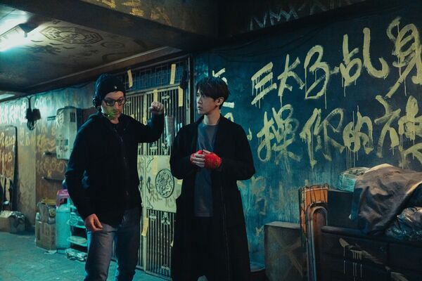 ▲《乩身》柯震東大讚場景組的功力。（圖／Netflix提供）