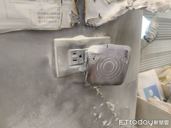 ▲台南市東區一處托嬰中心10日中午發生行動電源充電起火事件，員工第一時間自行撲滅火勢並疏散幼兒，所幸無人受傷。（記者林東良翻攝，下同）