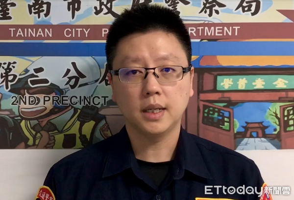 ▲台南市東區府前路二段9日深夜發生機車對撞事故，3人受傷送醫，所幸無生命危險。（記者林東良翻攝，下同）