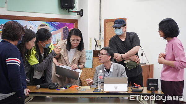 ▲台南市勞工局職場大小事講座聚焦AI導入人資管理，吸引超過百人參與。（記者林東良翻攝，下同）