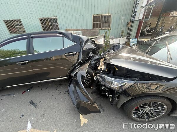 ▲彰化花壇鄉移閃車失控撞路邊3車。（圖／警方提供 翻攝自thread／Shing Tai提供）