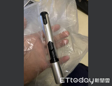 捷運迴龍站驚傳怪男持金屬棒敲打立柱　大批警力帶回