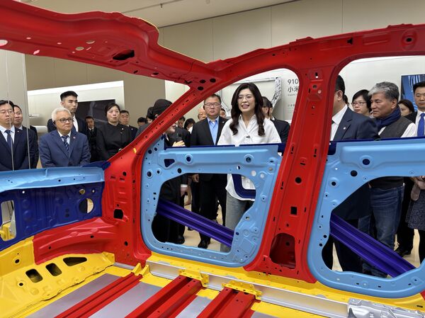 ֣���Ĳι�С��������������  ϣ����һ̨��̨��