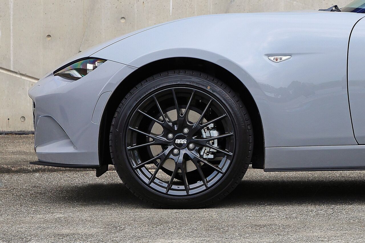▲馬自達MX-5跑車「推BBS鍛造鋁圈升級套組」！原廠認證選配價10萬。（圖／翻攝自Mazda）