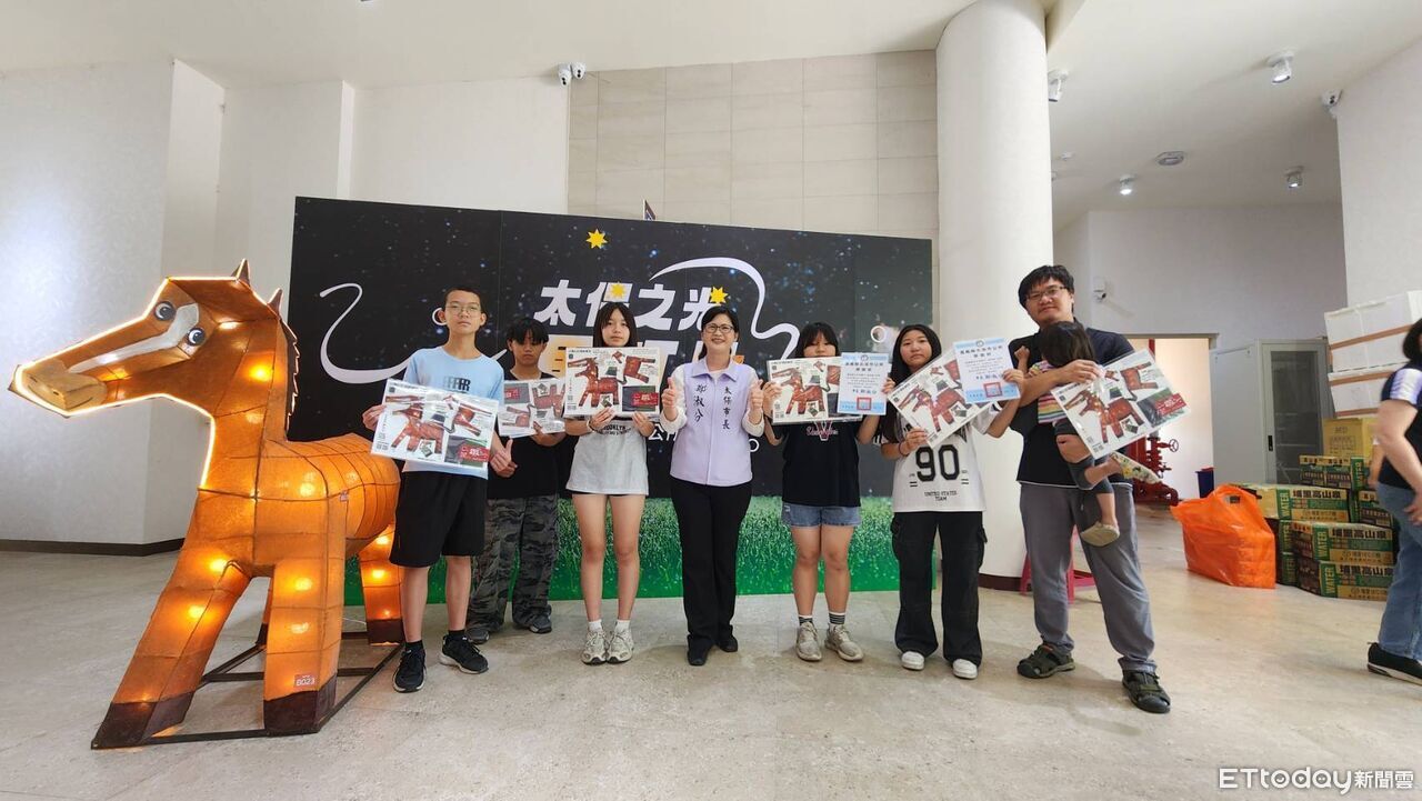 太保市表揚模範兒童 「小馬盯尼」DIY摺紙大玩創意教育