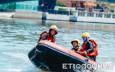 梅雨颱風季將至　台南市義消強化IRB船艇訓練守護水域安全