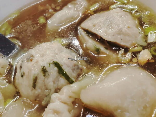 ▲▼宜蘭復興路美食「味薌炸醬麵」，大推餛飩魚丸貓耳綜合湯。（圖／部落客WISELY提供）